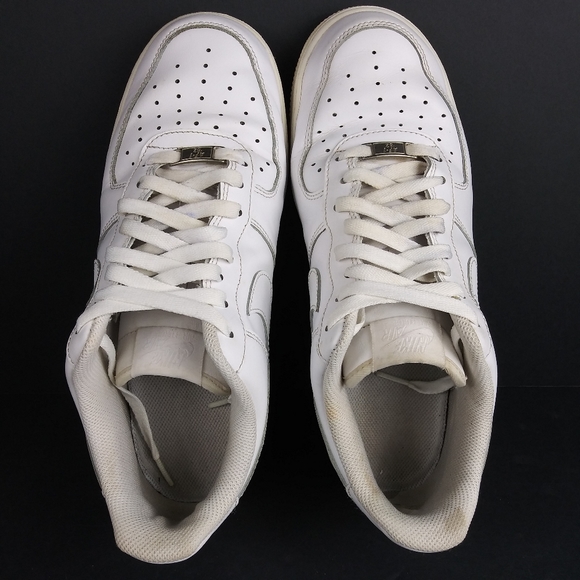 Nike Air Force 1 '07 White Sneakers Men's Size 9.5 Women's Size 11 - Picture 7 of 8
